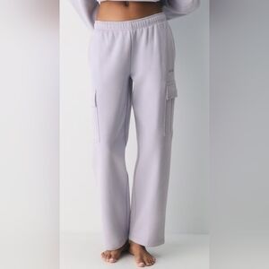 Aritzia Cozy Sweatfleece Mega Cargo™ Sweatpant size M Wildflower Lilac
